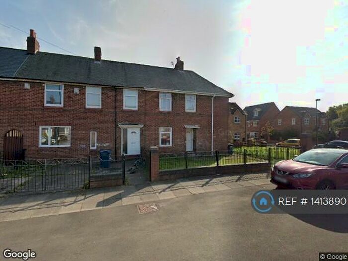 3 Bedroom Semi-Detached House To Rent In Fossway, Newcastle, NE6