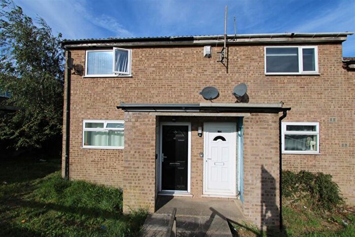 1 Bedroom Apartment To Rent In Glenbrook Drive, Bradford, BD7