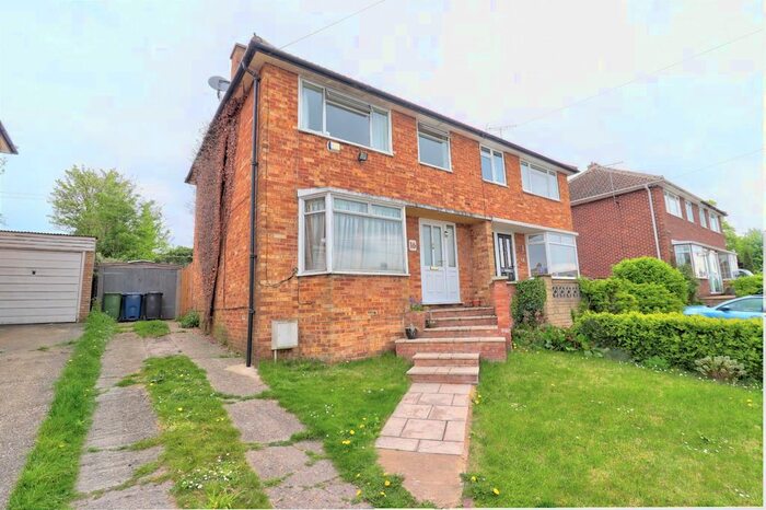 3 Bedroom Semi-Detached House To Rent In Salisbury Close, Princes Risborough, Buckinghamshire, HP27