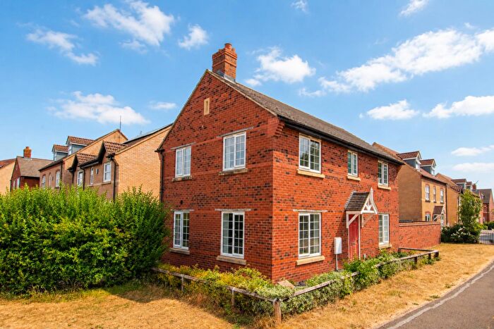 4 Bedroom Detached House For Sale In Woodford Road, Burton Latimer, NN15