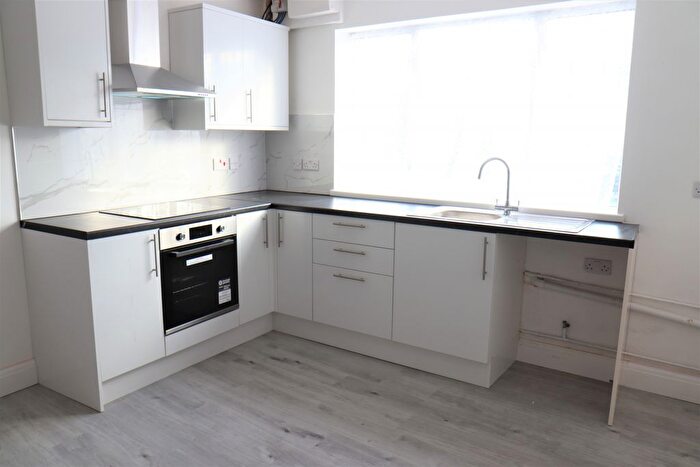 2 Bedroom Flat To Rent In Stuart Street, LU1
