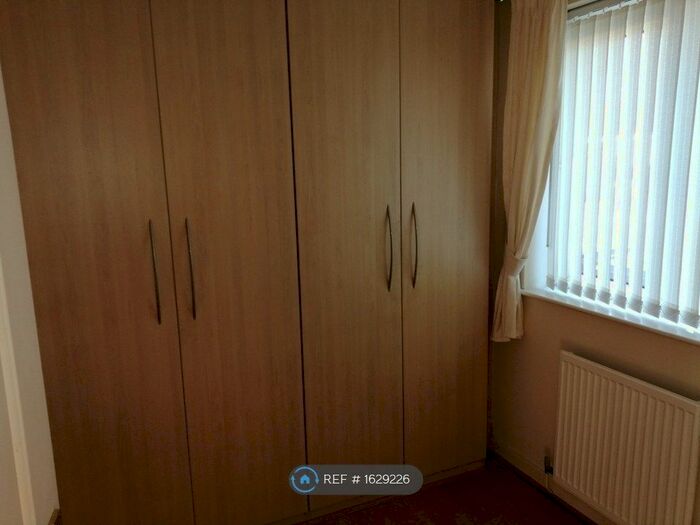 2 Bedroom Bungalow To Rent In Plover View, Burnley, BB12