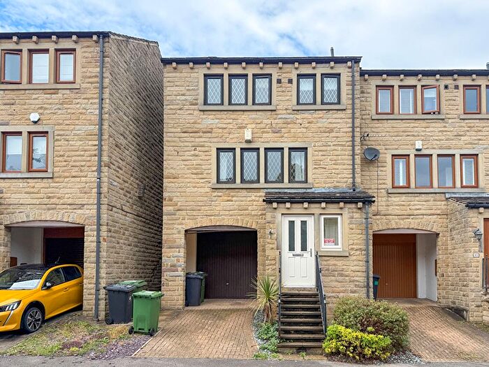 3 Bedroom Town House To Rent In Dean Brook Road, Netherthong, Holmfirth, HD9