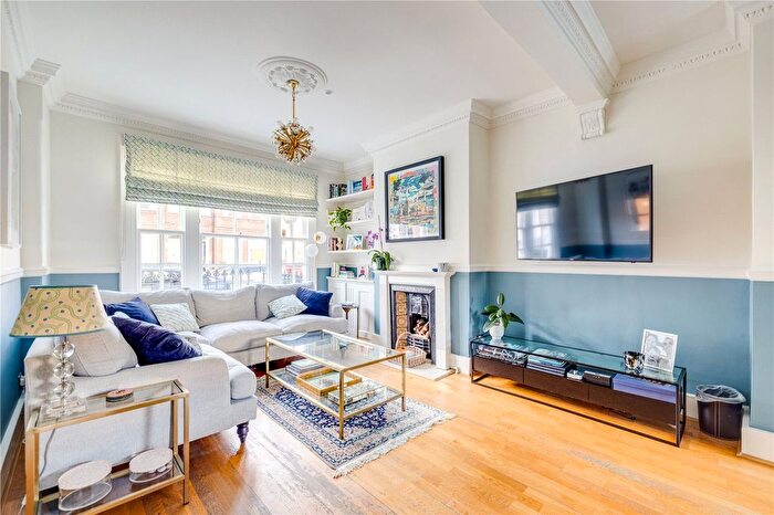 4 Bedroom Terraced House For Sale In Hazlebury Road, London, SW6