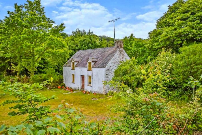 Detached House For Sale In Llanycefn, Clunderwen, SA66