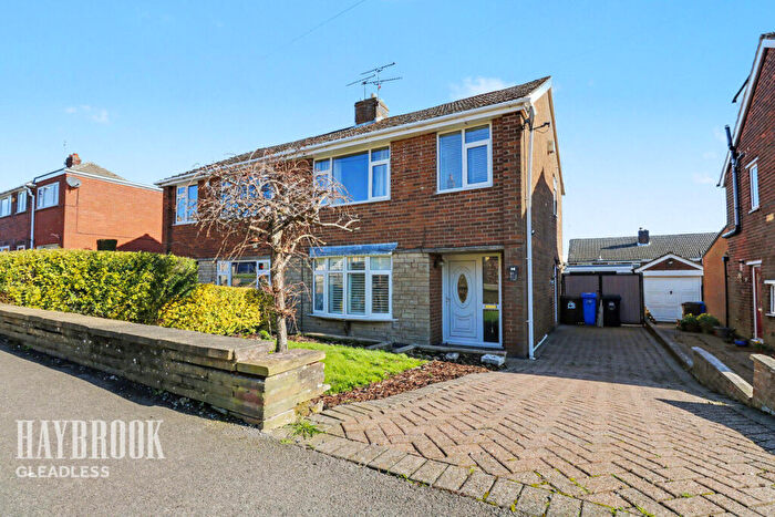 3 Bedroom Semi Detached House For Sale In Gleadless Common, Sheffield, S12