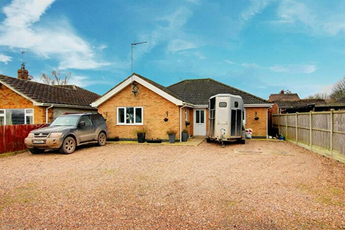 3 Bedroom Detached Bungalow For Sale In Willoughby Road, Cumberworth, LN13