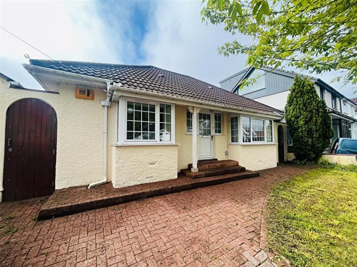 3 Bedroom Detached Bungalow To Rent In Glenwood Road, Bristol, BS10