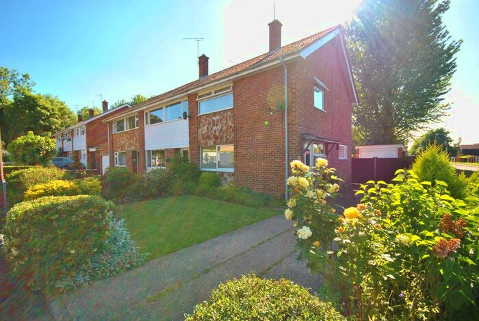 3 Bedroom Semi-Detached House To Rent In Musters Road, Bingham, Nottingham, NG13