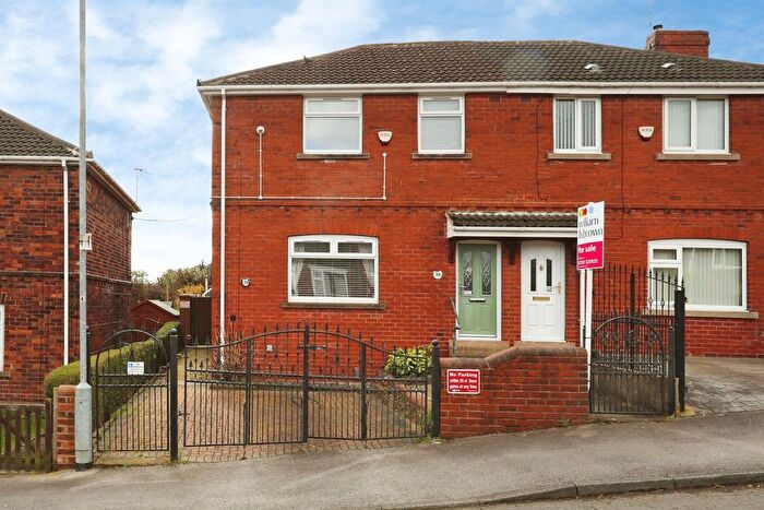 3 Bedroom Semi Detached House For Sale In Guilthwaite Crescent, Whiston, Rotherham, S60