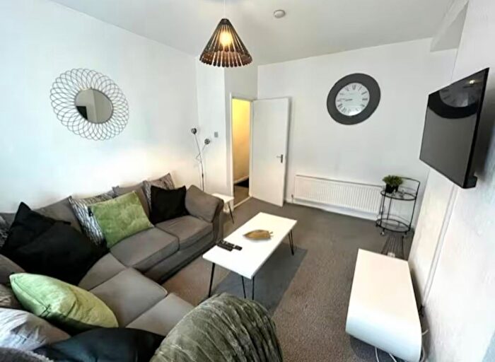 2 Bedroom Flat To Rent In Vere Street, Barry, CF63