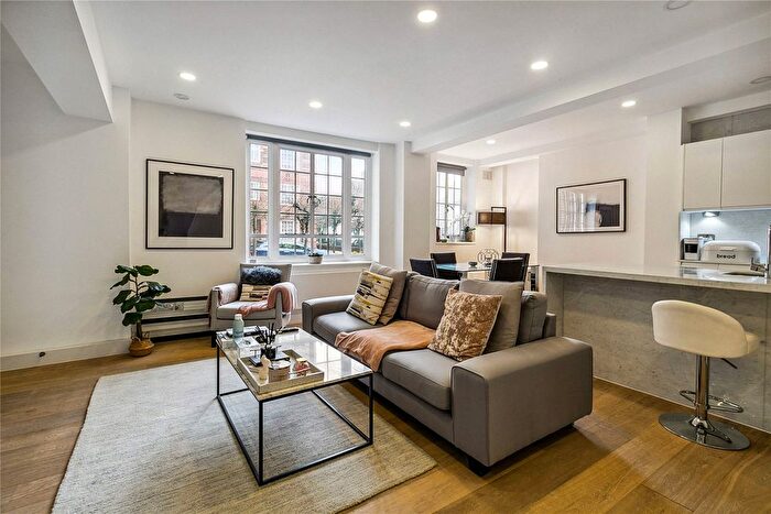 2 Bedroom Flat For Sale In Swan Court, Chelsea Manor Street, London, SW3