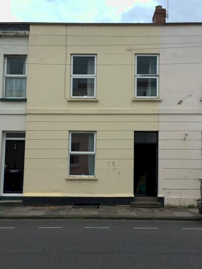 4 Bedroom Terraced House To Rent In St. Pauls Street North, St Pauls, Cheltenham, GL50