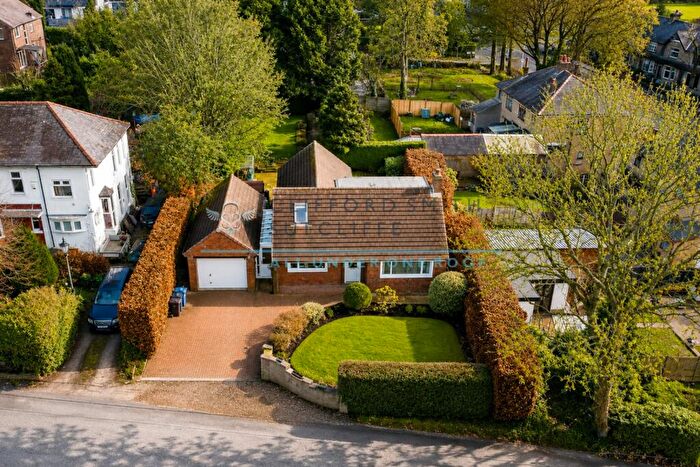 4 Bedroom Bungalow For Sale In Manor Road, Ightenhill, Burnley, BB12
