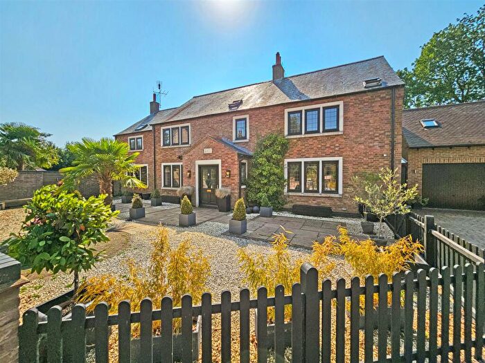 5 Bedroom Detached House For Sale In Oak Tree Close, Bleasby, Nottingham, NG14