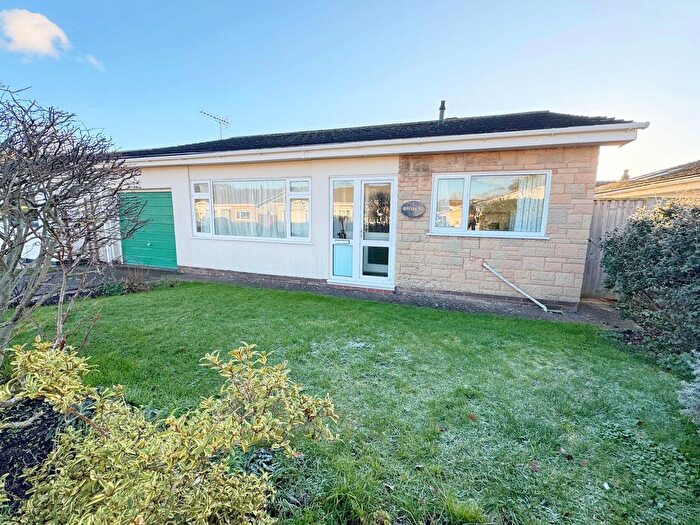 3 Bedroom Bungalow For Sale In Hides Road, Sidmouth, EX10