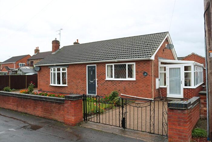 3 Bedroom Detached Bungalow For Sale In Justice Hall Lane, Crowle, DN17