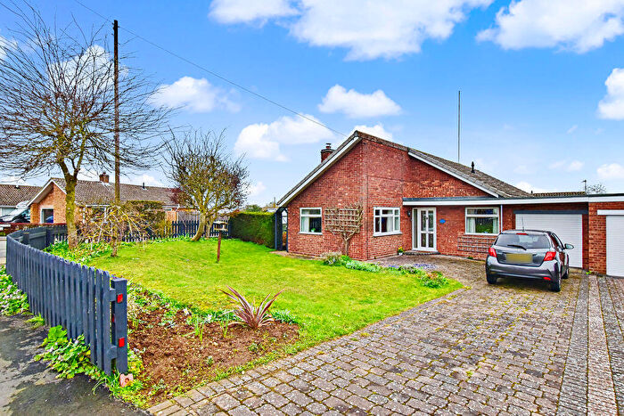 2 Bedroom Bungalow For Sale In Beech Road, Branston, Lincoln, LN4