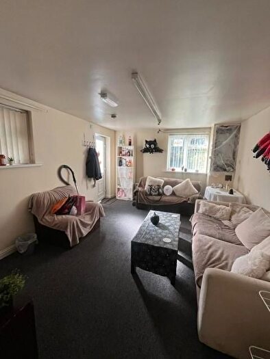 3 Bedroom Semi-detached House To Rent In A Cardigan Road, Leeds, LS6