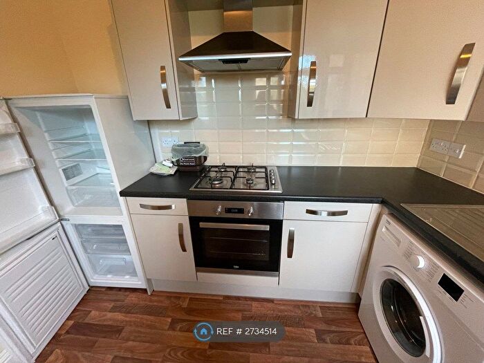 2 Bedroom Flat To Rent In Hotwell Road, Bristol, BS8
