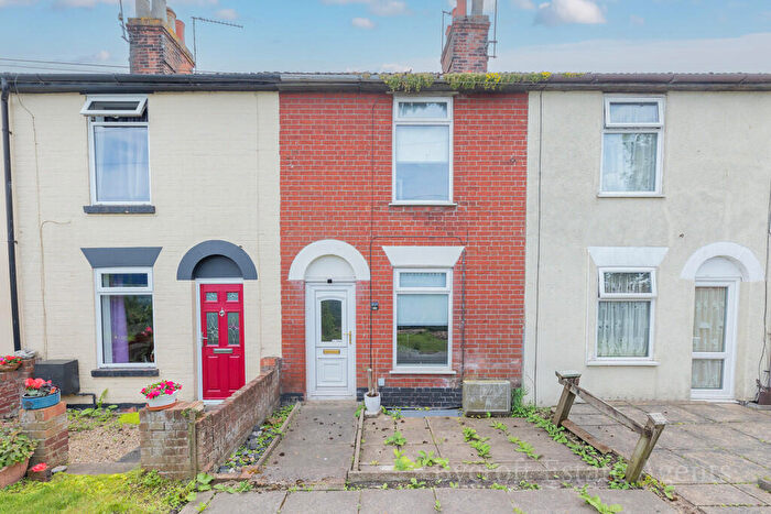 2 Bedroom Terraced House For Sale In Alpha Road, Southtown, NR31