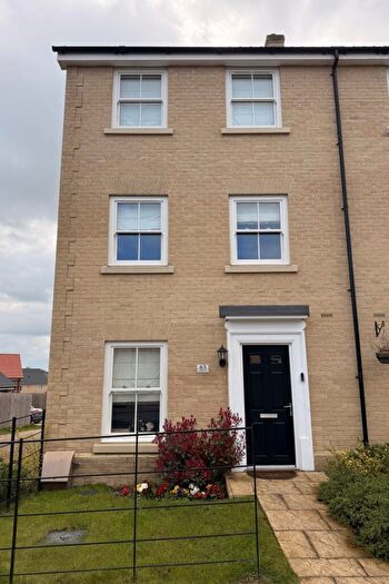 3 Bedroom Town House For Sale In Onehouse Way, Onehouse, Stowmarket, IP14