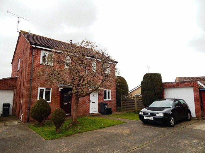2 Bedroom Semi-Detached House To Rent In Sleight Close, Yeovil, Somerset, BA21