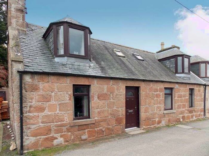 3 Bedroom Property For Sale In The Square, Huntly, AB54