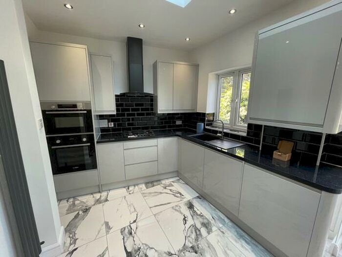 3 Bedroom House To Rent In Rom Crescent, Romford, RM7