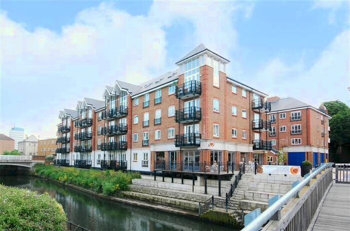 2 Bedroom Flat To Rent In Brentford Lock, Brentford TW8