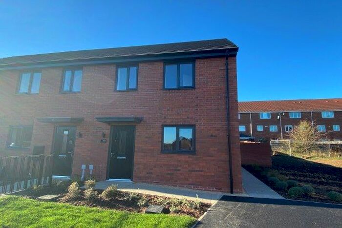 3 Bedroom Property To Rent In Blossom Crescent, Doncaster, DN4