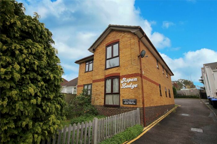 1 Bedroom Flat To Rent In Busticle Lane, Sompting, Lancing, West Sussex, BN15