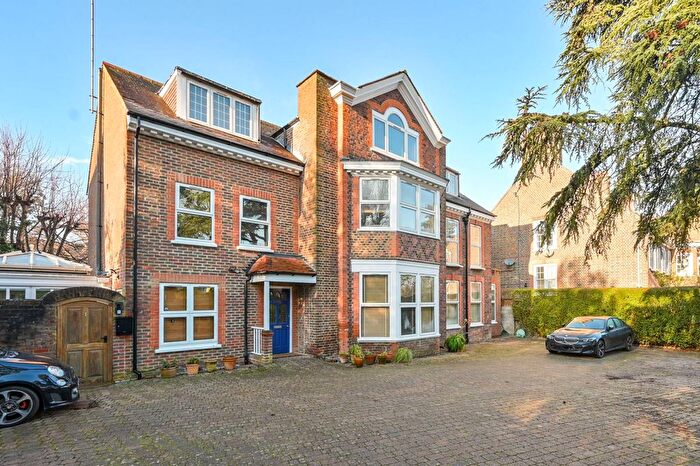 2 Bedroom Flat For Sale In Woodfield Road, Ealing, W5
