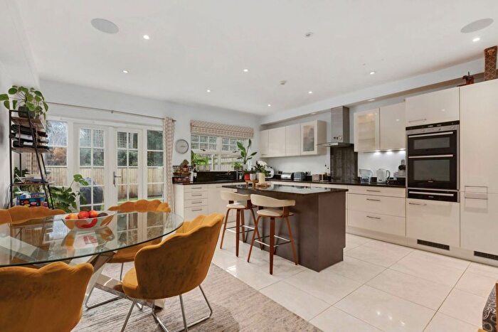 4 Bedroom Terraced House To Rent In St Georges Road, Sevenoaks, TN13