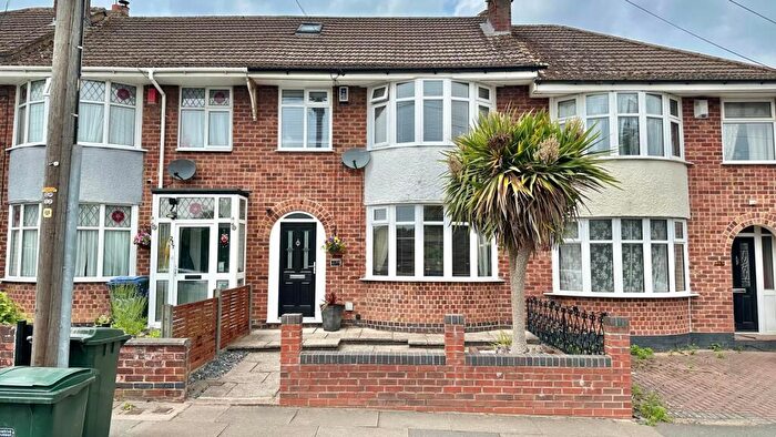 4 Bedroom Terraced House For Sale In Farren Road, Wyken, Coventry, CV2