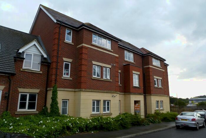 2 Bedroom Flat To Rent In Ordinance Way, Ashford, Kent, TN23