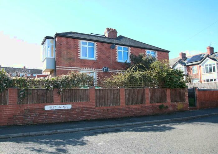 3 Bedroom Terraced House To Rent In First Avenue, Exeter, EX1