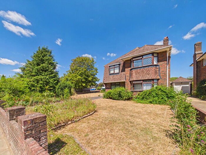 4 Bedroom Detached House For Sale In Kingston Broadway, Shoreham By Sea, BN43