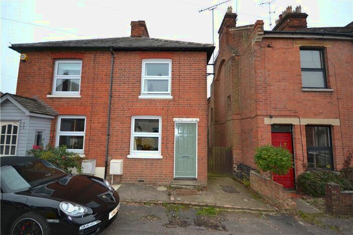 2 Bedroom Terraced House To Rent In Mount Pleasant, Wokingham, Berkshire, RG41