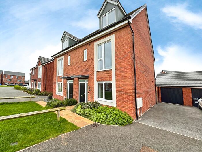 4 Bedroom Semi Detached House For Sale In Rowan Drive, Branston, Burton-on-Trent, DE14