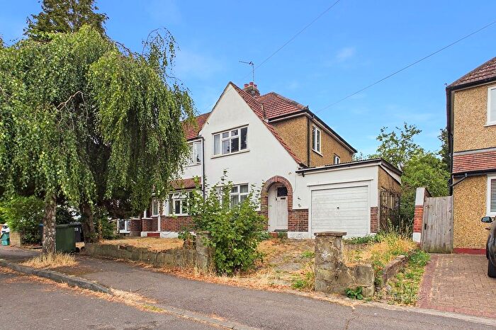 3 Bedroom End Terrace House For Sale In Compton Crescent, Chessington, Surrey., KT9