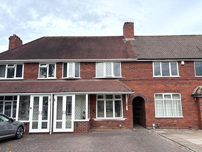 3 Bedroom Terraced House For Sale In Thornbridge Avenue, Great Barr, Birmingham, B42