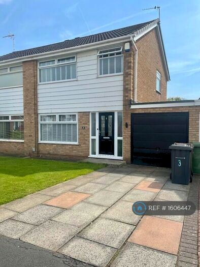 3 Bedroom Semi-Detached House To Rent In Glebe Close, Liverpool, L31