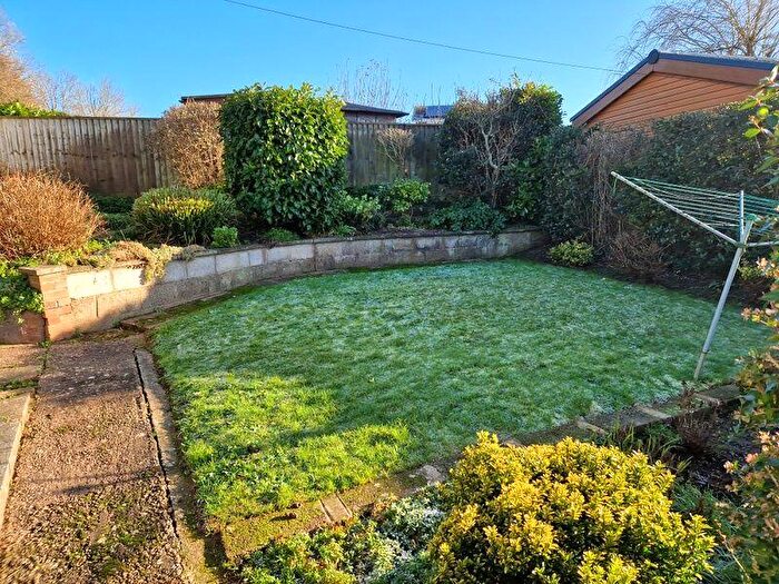 2 Bedroom Detached Bungalow For Sale In Anson Road, Exmouth, EX8