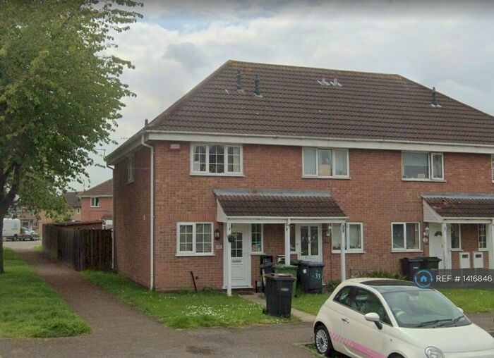 2 Bedroom End Of Terrace House To Rent In Kingsley Drive, Netherfield, Nottingham, NG4