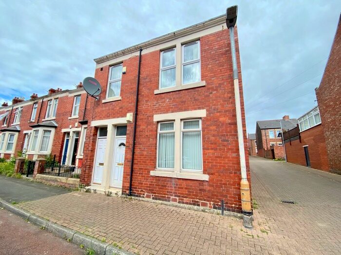 2 Bedroom Ground Flat To Rent In Westbourne Avenue, Bensham, NE8