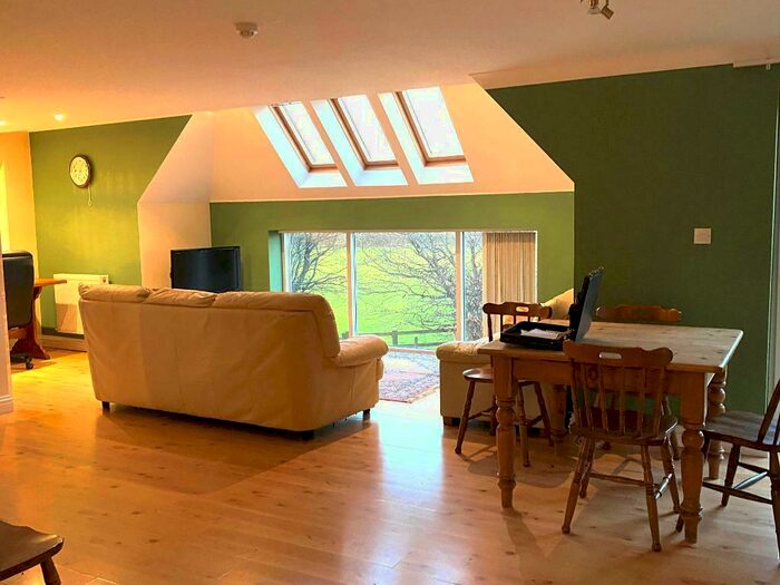 1 Bedroom Apartment To Rent In Leconfield Road, Leconfield, Hull, HU17