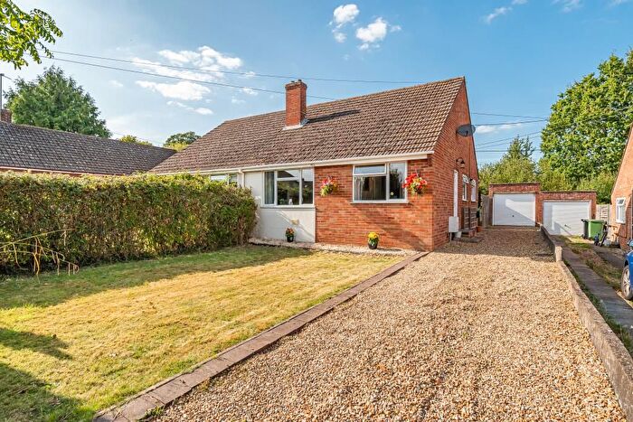 2 Bedroom Bungalow For Sale In Tiddington, Thame, Oxfordshire, OX9