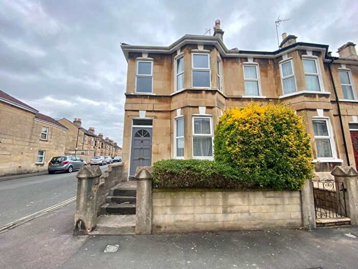 6 Bedroom Detached House To Rent In Victoria Terrace, Bath, BA2