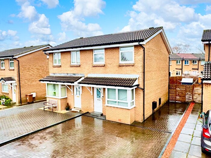 3 Bedroom Semi-Detached House For Sale In Balgray Way, Girdle Toll, Irvine, KA11